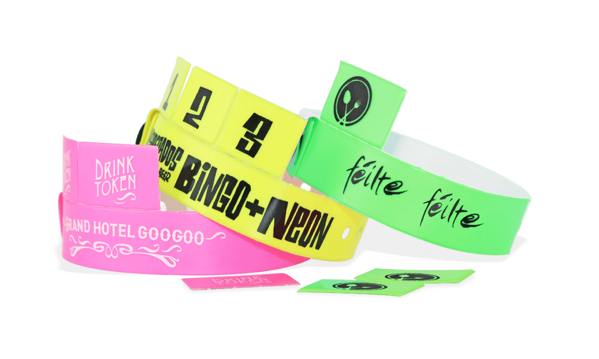 Custom 3-Tab Vinyl wristbands 19 mm